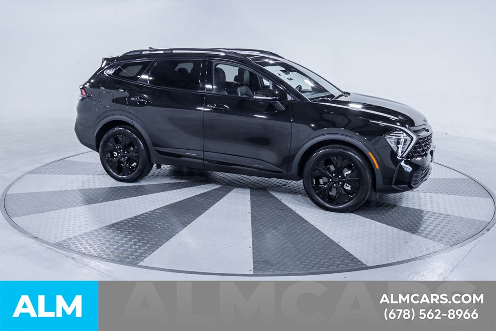 Used 2025 Black Kia X-Line image 13