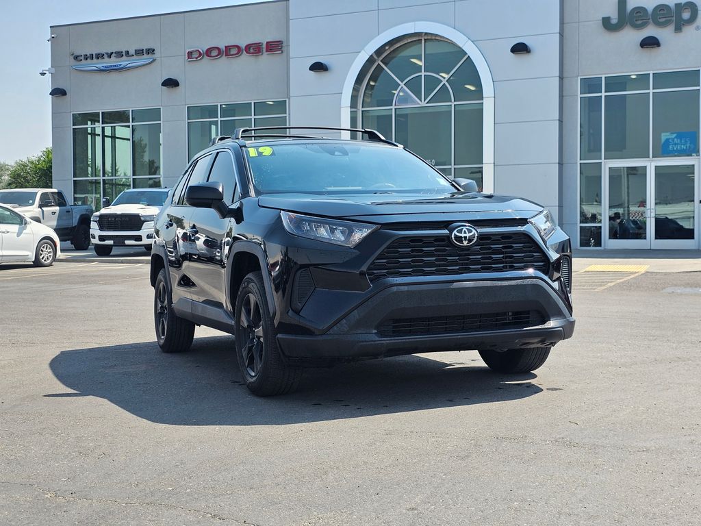 Midnight Black Metallic 2019 Toyota RAV4 SUV / Crossover Front-Wheel Drive 8-Speed Automatic