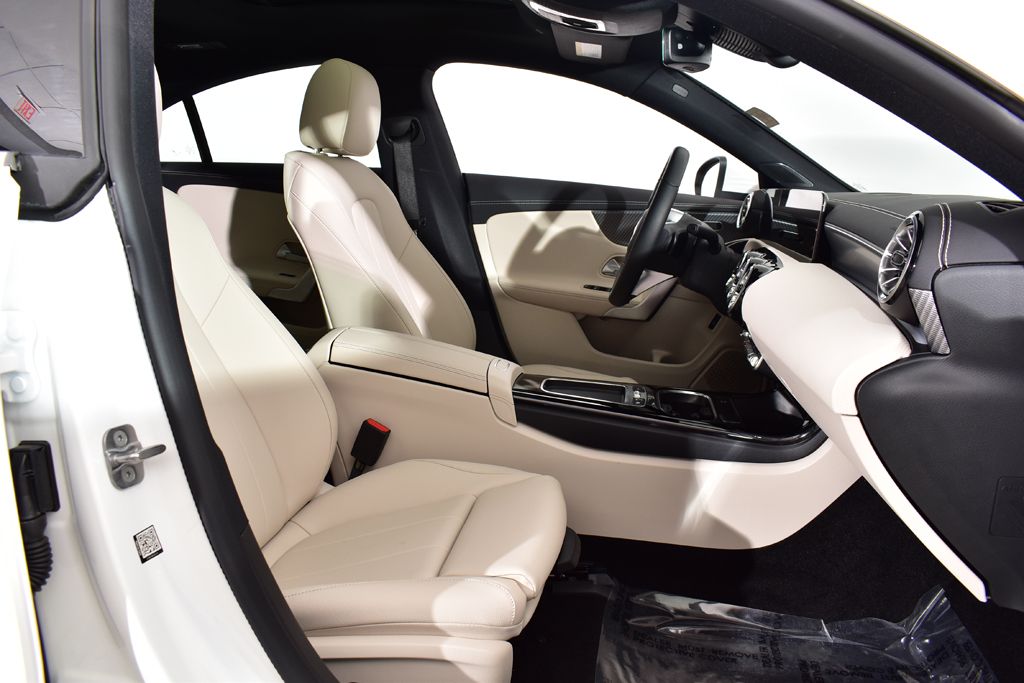 Thumbnail: 2025 Mercedes-Benz CLA - 30