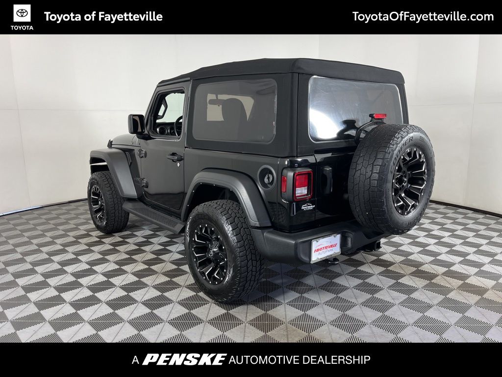 Thumbnail: 2022 Jeep Wrangler - 9