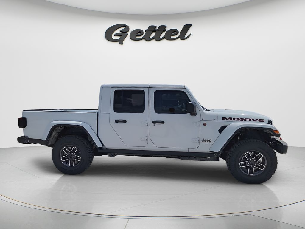 New 2026 White Jeep Mojave image 11