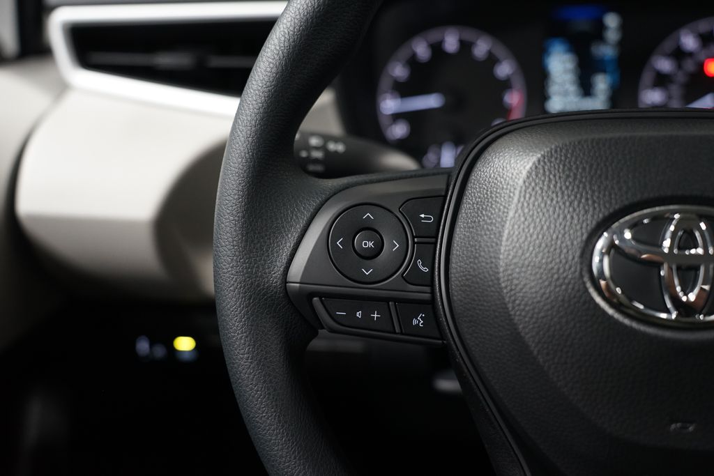 2025 Toyota Corolla LE 14