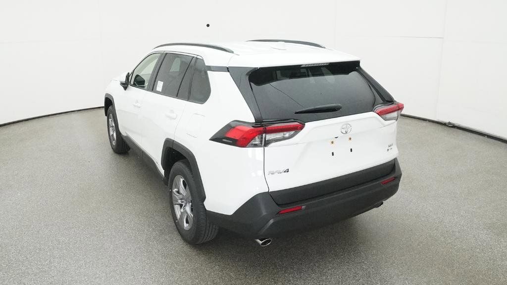 Thumbnail: 2025 Toyota RAV4 - 6