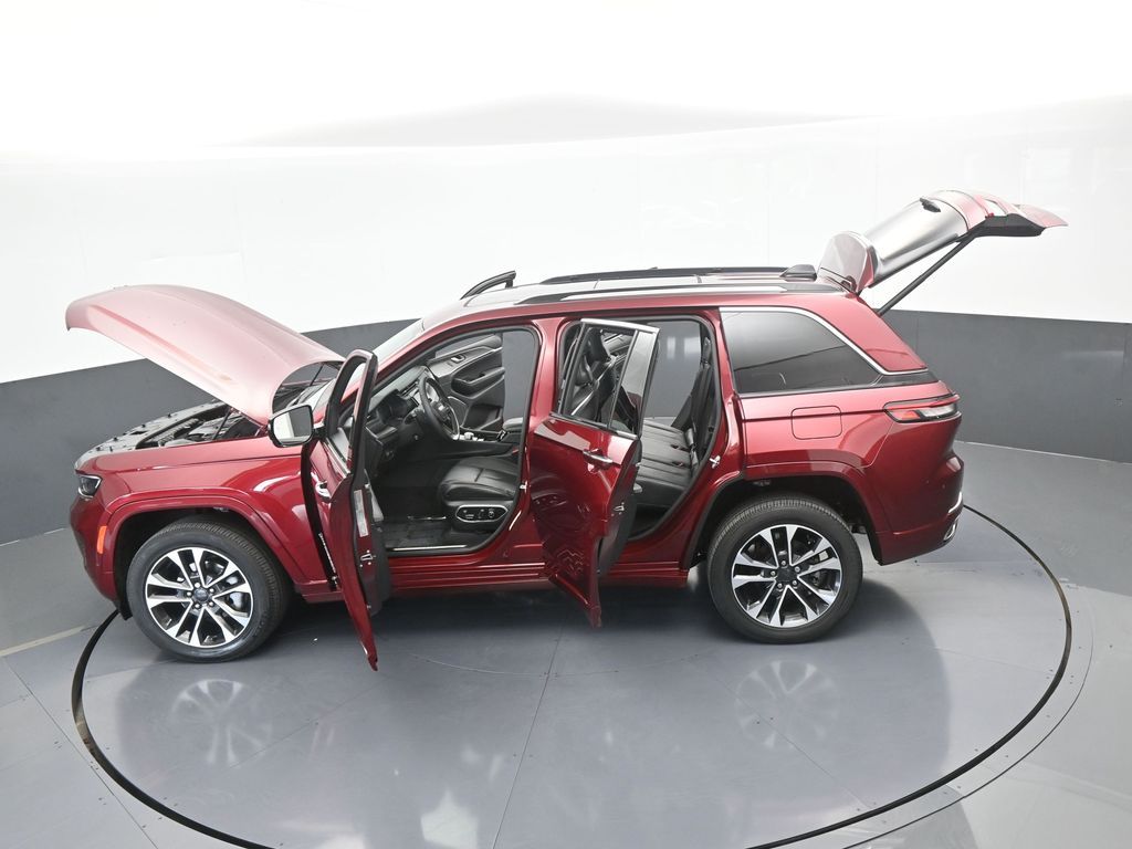 Used 2023 Velvet Red Pearlcoat Jeep Overland image 70