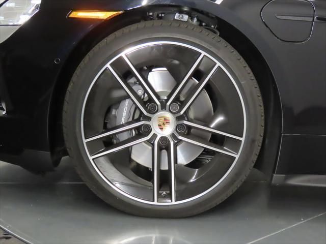 Thumbnail: 2026 Porsche Taycan - 11