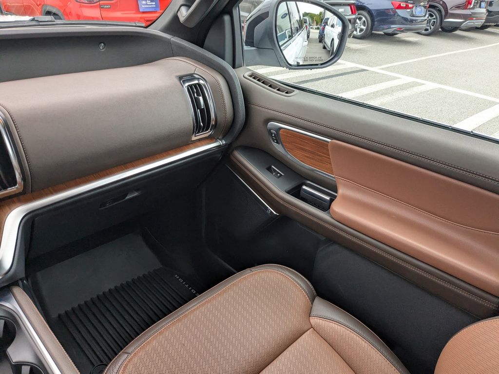 2025 Ford Expedition King Ranch