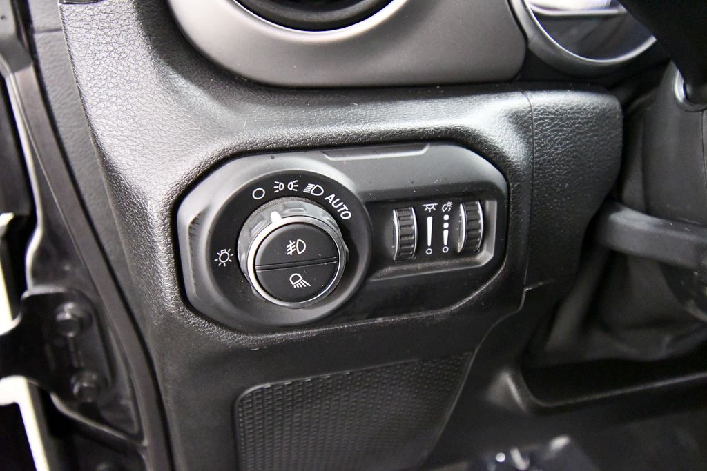 Used 2021 Jeep Gladiator Truck