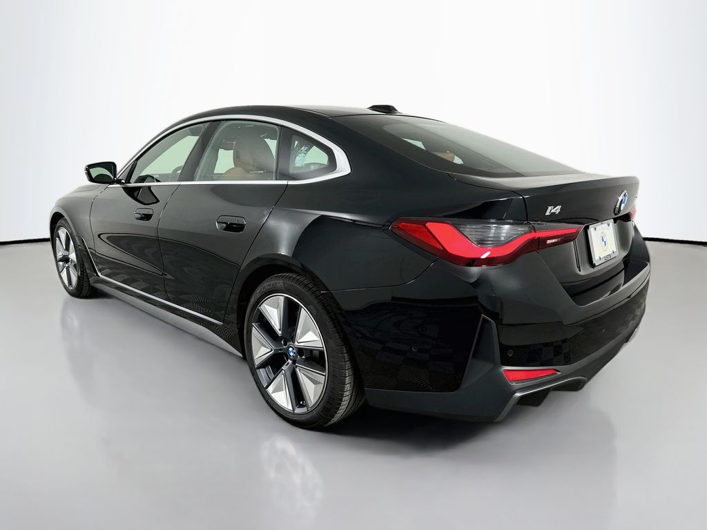 Thumbnail: 2026 BMW i4 - 7