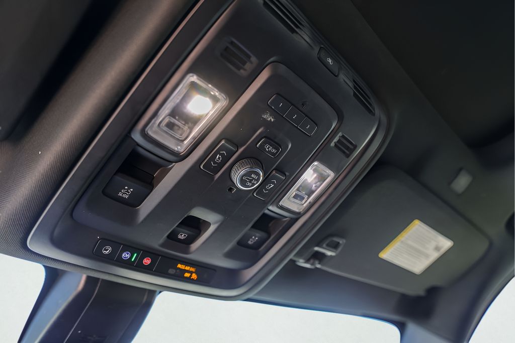 Used Car 2021 Gmc Yukon Xl  Denali For Sale Under $40,000 In Austin, Texas