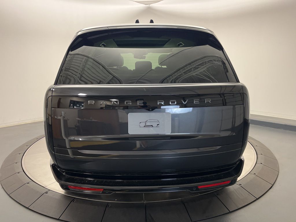 Thumbnail: 2025 Land Rover Range Rover - 4