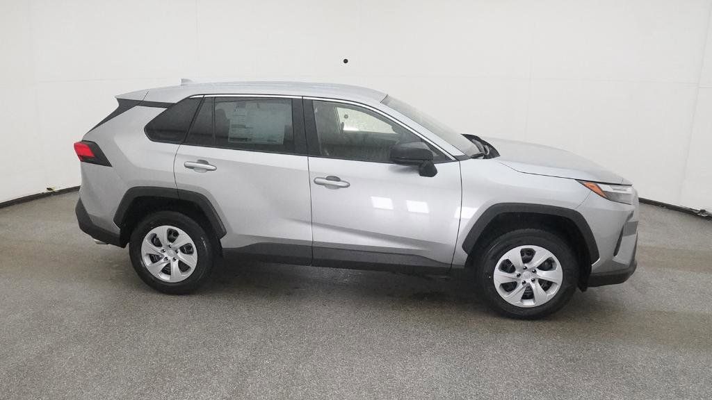 Thumbnail: 2025 Toyota RAV4 - 8