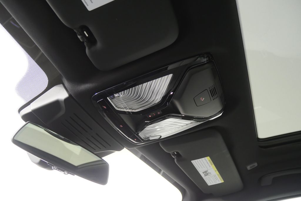 Thumbnail: 2026 BMW X5 - 25