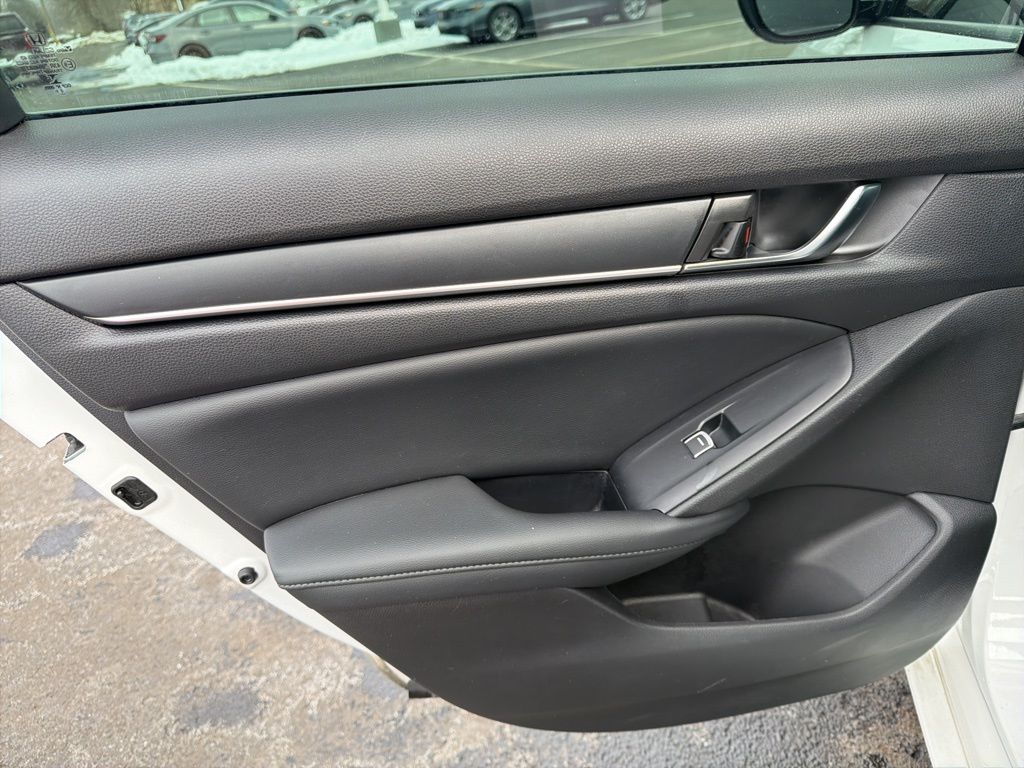 Thumbnail: 2022 Honda Accord - 21