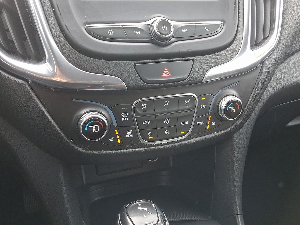 Thumbnail: 2019 Chevrolet Equinox - 16