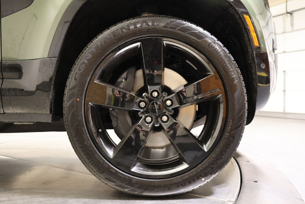 Thumbnail: 2026 Land Rover Defender - 12