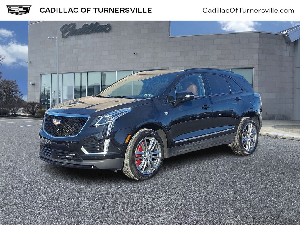 Thumbnail: 2025 Cadillac XT5 - 1