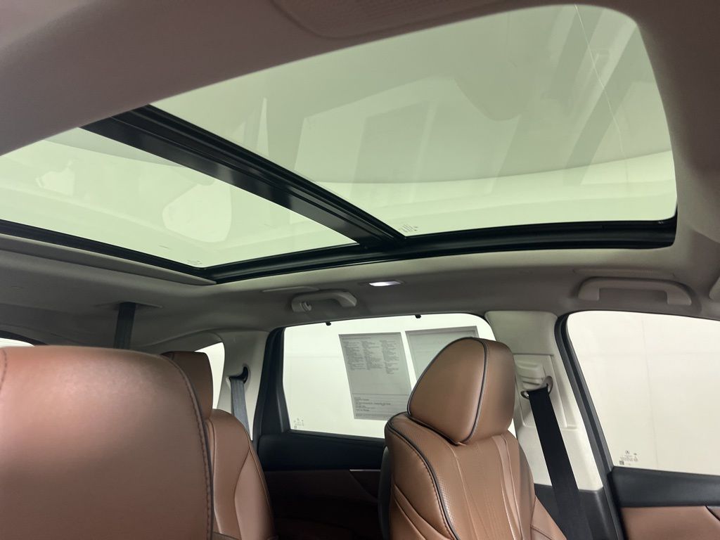 Thumbnail: 2026 Acura MDX - 5