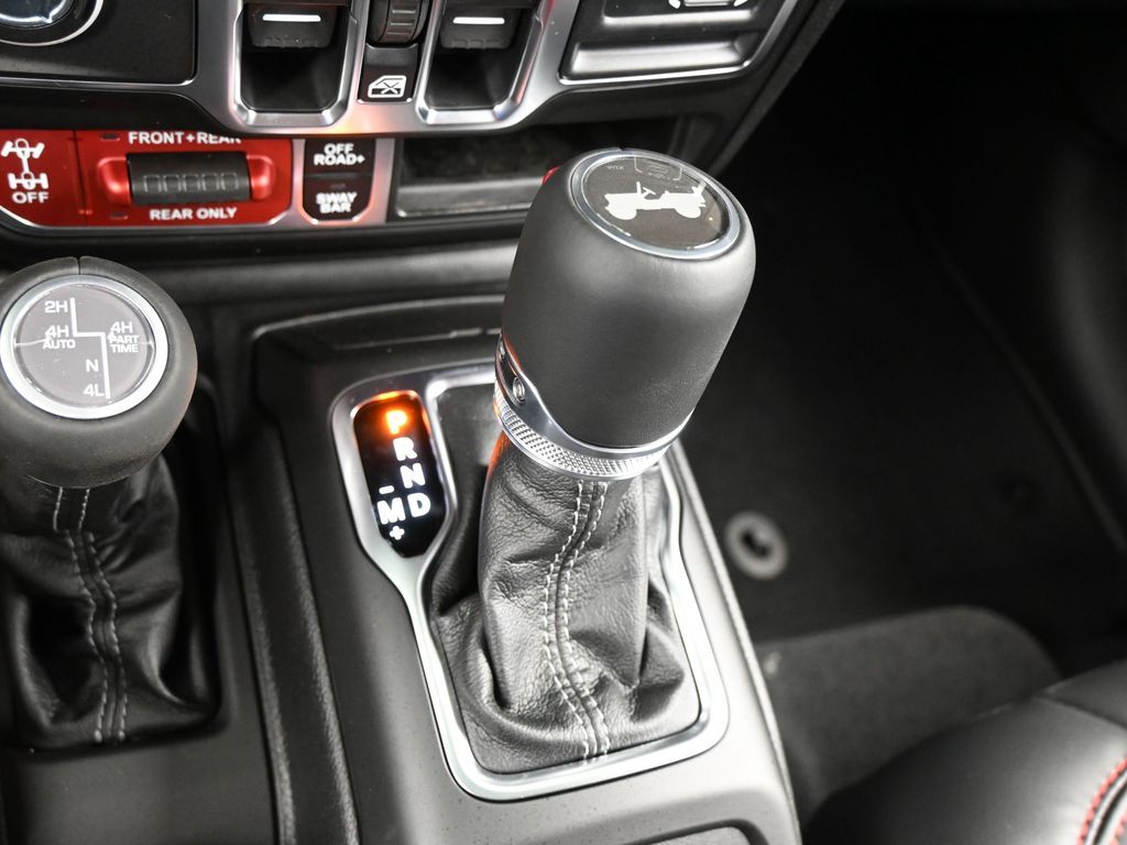 New 2026 Black Clearcoat Jeep Rubicon X image 20