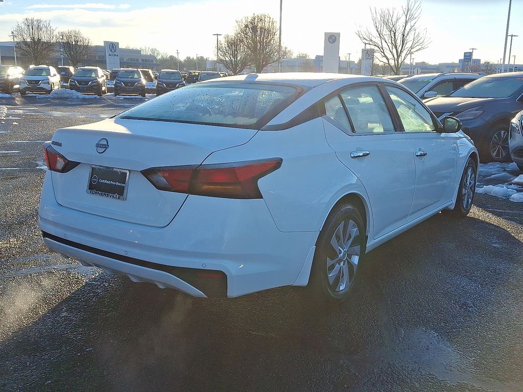 Thumbnail: 2025 Nissan Altima - 6