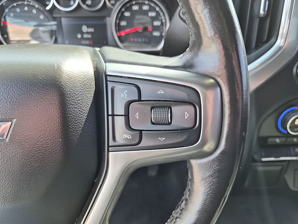 Used 2020 White Chevrolet LT image 34