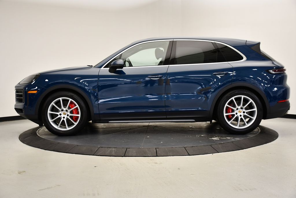 Thumbnail: 2024 Porsche Cayenne - 2