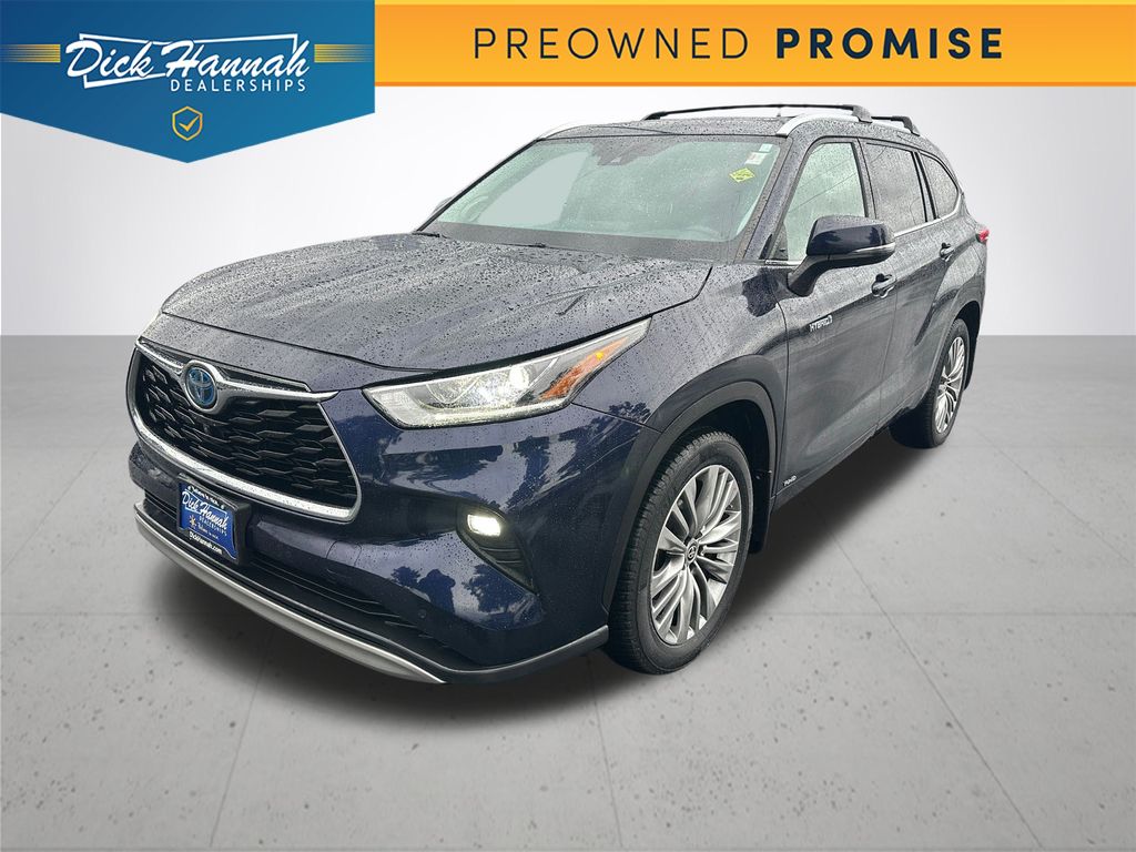 2021 Toyota Highlander Hybrid Platinum