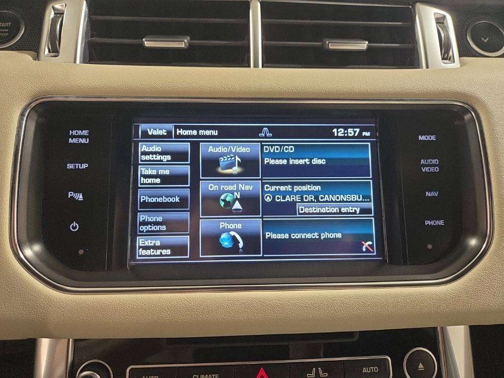 Used 2014 Black Land Rover 3.0L V6 Supercharged HSE image 18