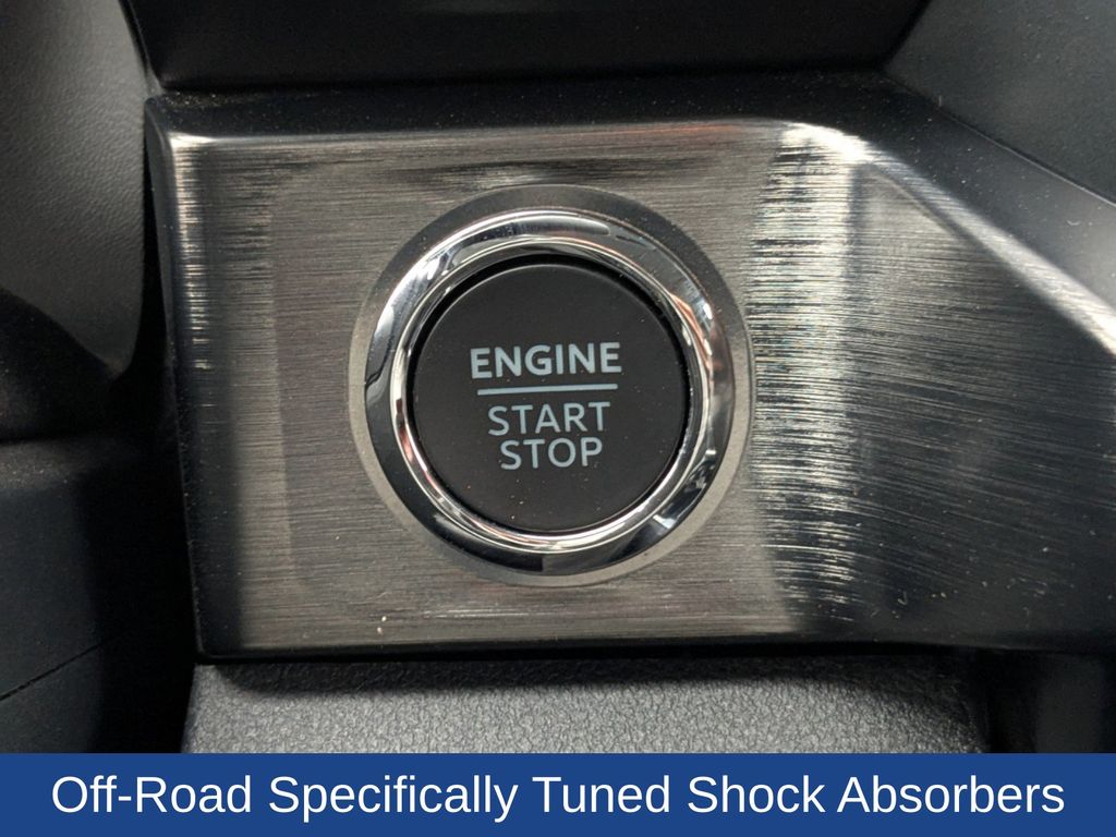 2025 Ford F-450 Super Duty LARIAT