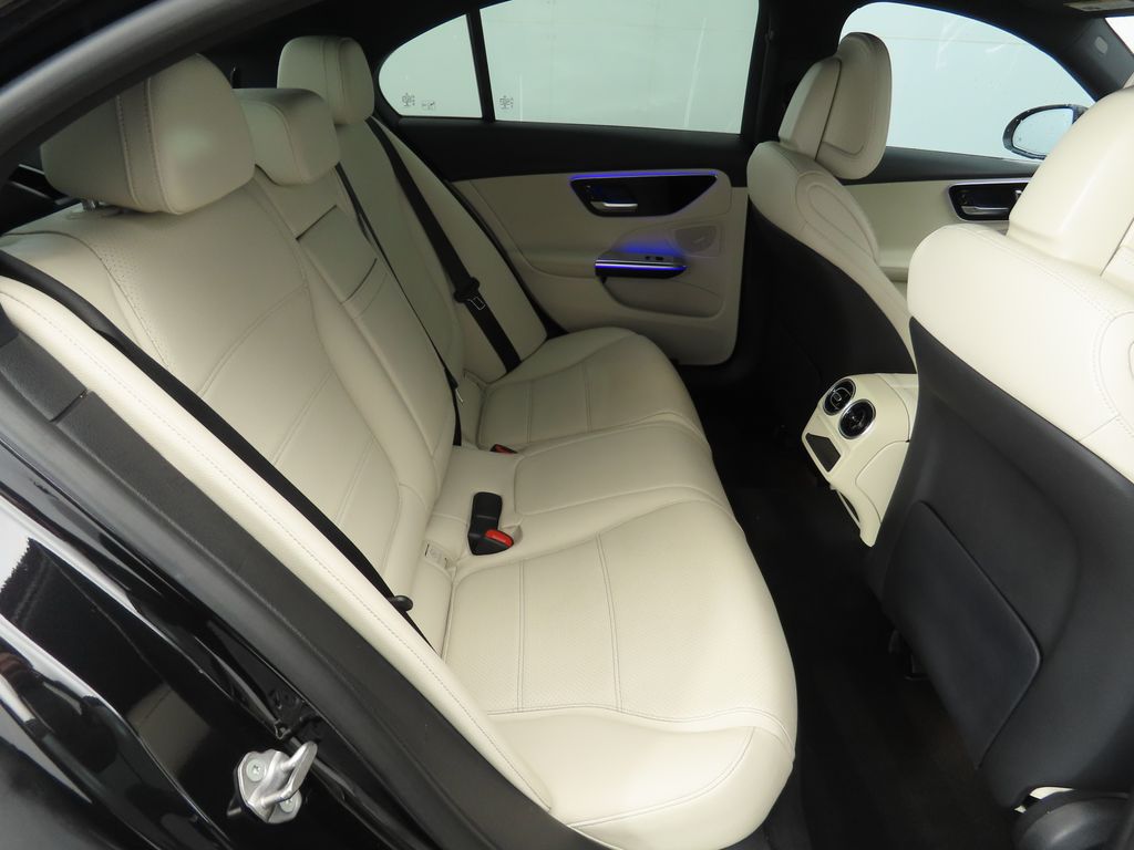 Thumbnail: 2022 Mercedes-Benz C-Class - 22