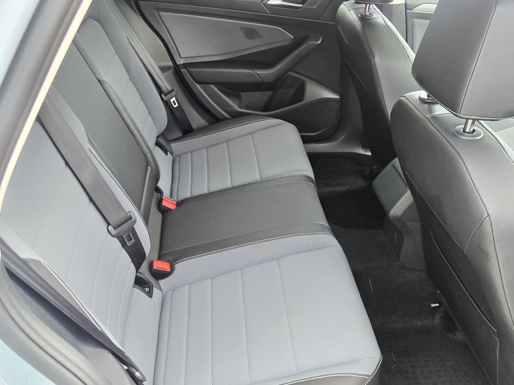 2025 Volkswagen Jetta - $21,500