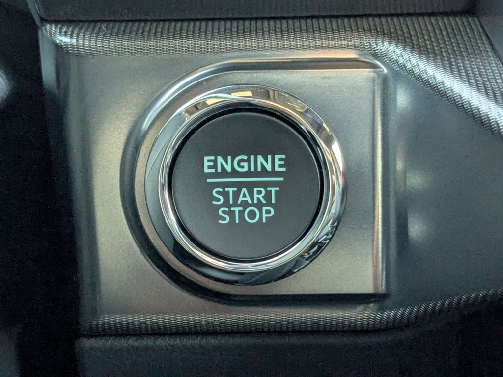 2025 Ford F-150 Black Widow