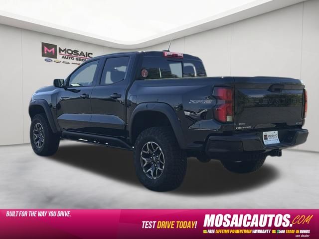 View vehicle photo 5