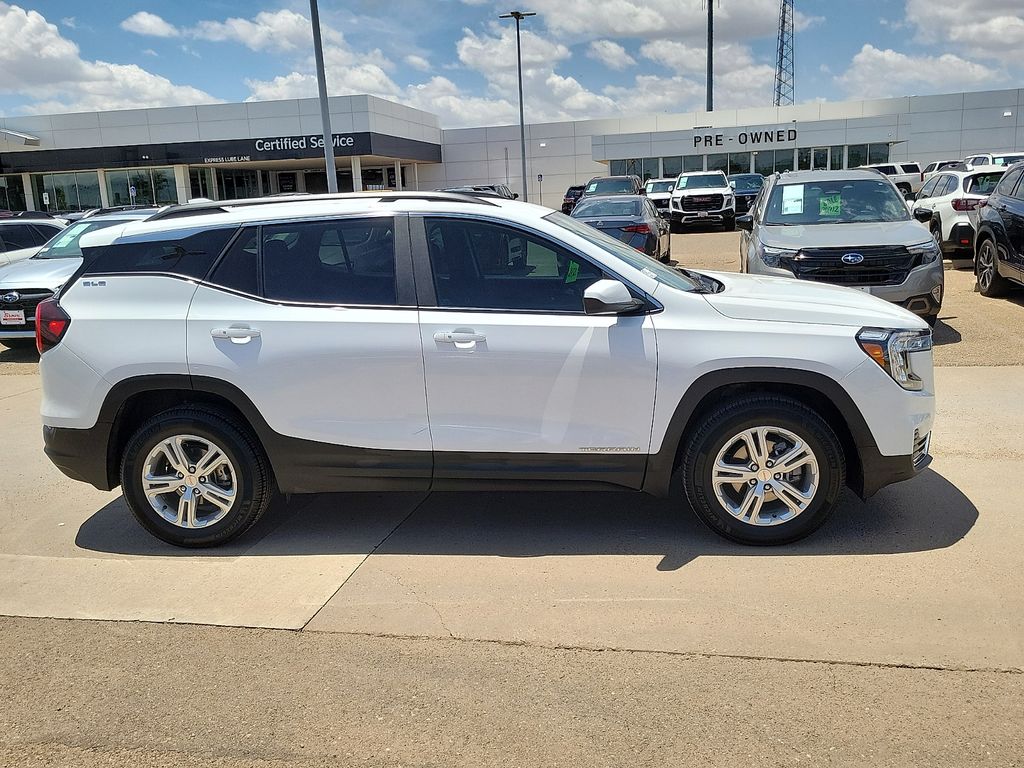 2024 GMC Terrain SLE White at Brown Honda