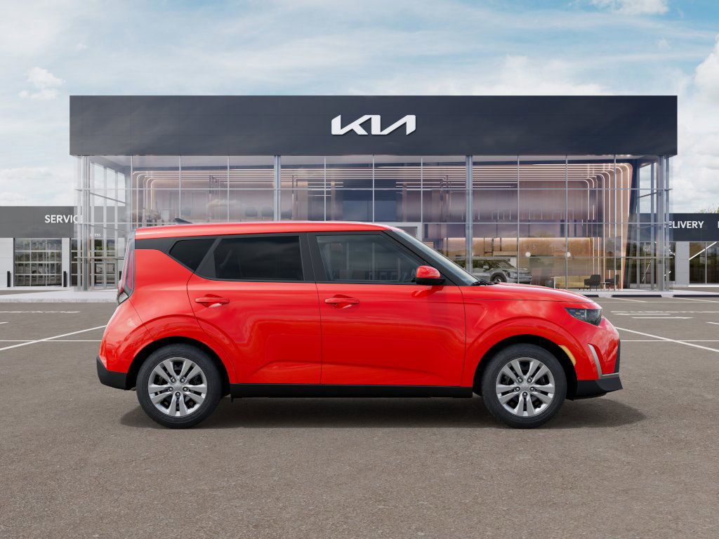 2025 Kia Soul LX 7