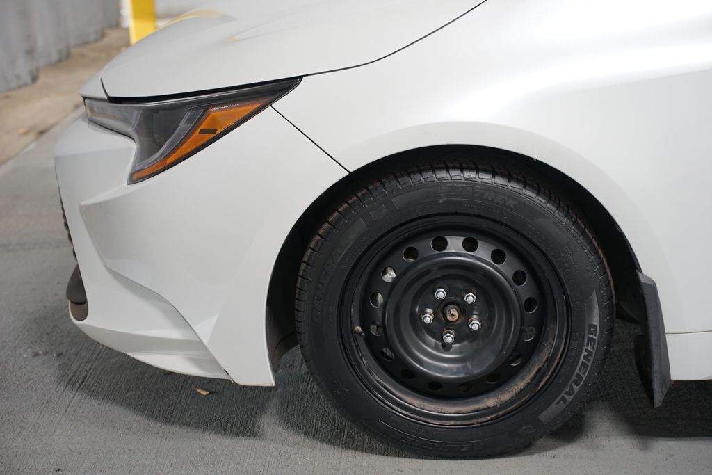 Thumbnail: 2025 Toyota Corolla - 5