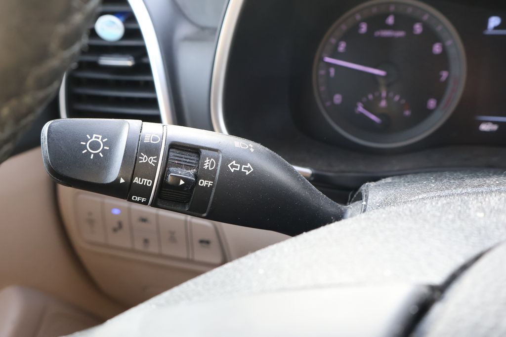 Thumbnail: 2019 Hyundai Tucson - 17