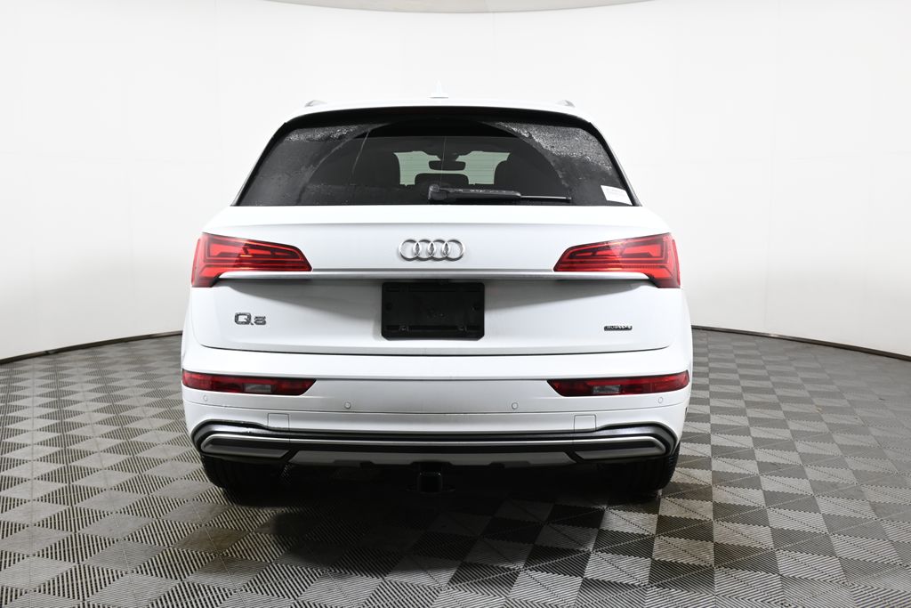 Thumbnail: 2021 Audi Q5 - 6