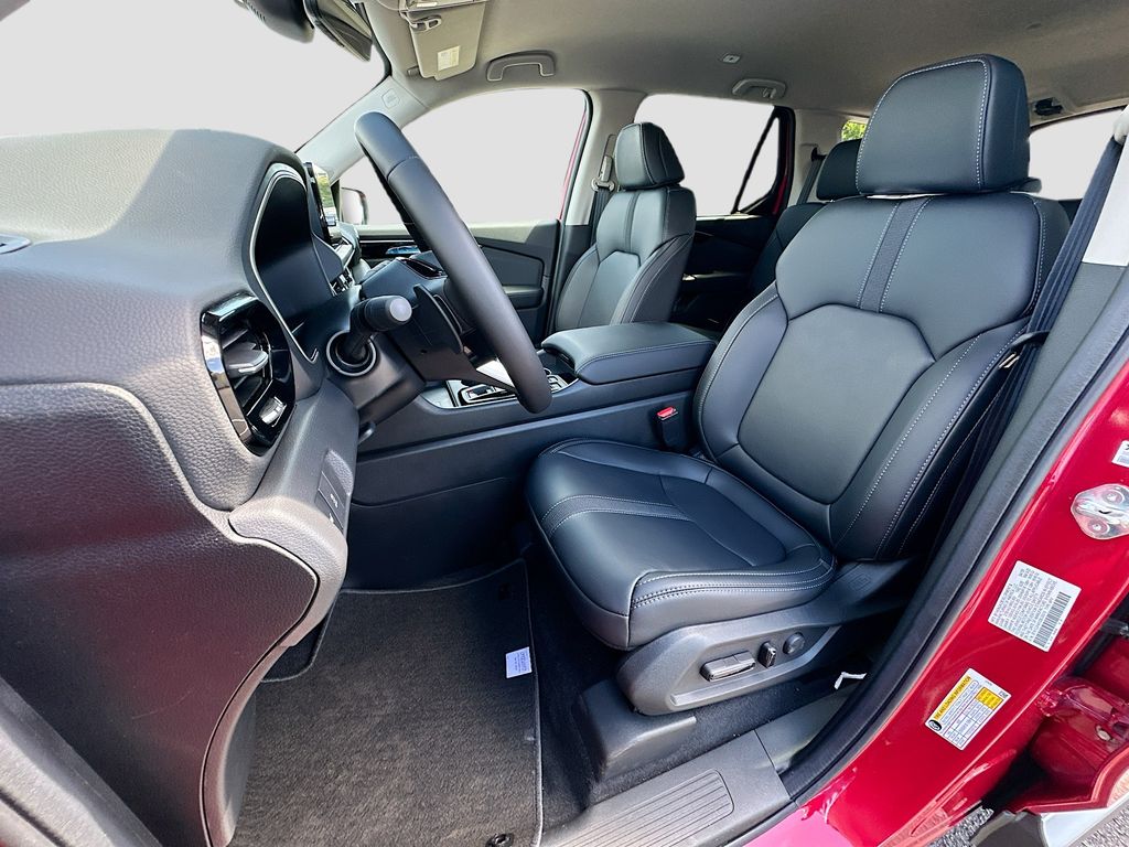 Thumbnail: 2025 Honda Pilot - 15