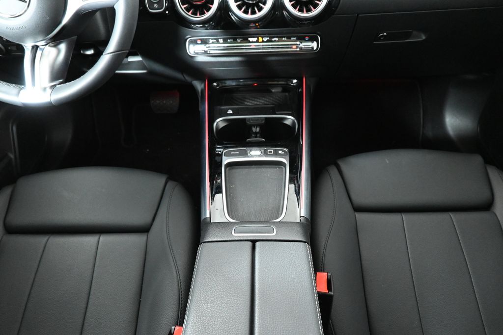 Thumbnail: 2026 Mercedes-Benz GLA - 24