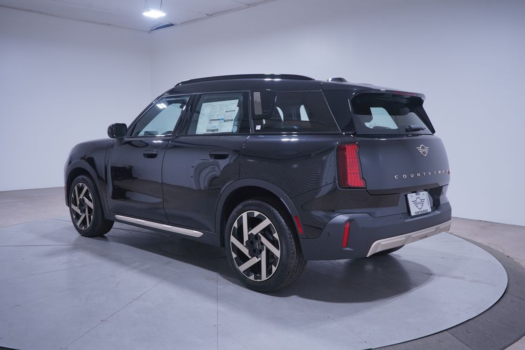 2025 MINI Cooper Countryman Signature 3