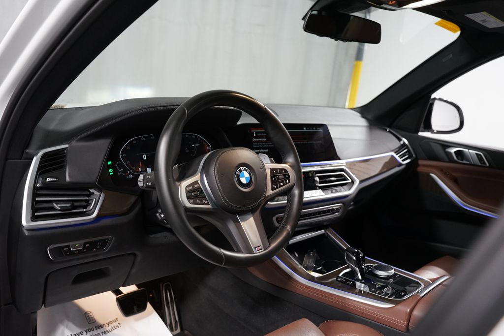 Thumbnail: 2022 BMW X5 - 11