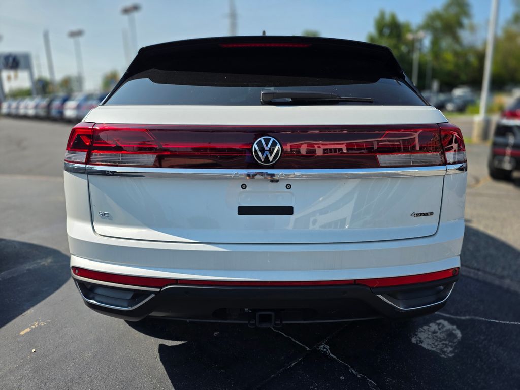 2026 Volkswagen Atlas Cross Sport 2.0T SE w/Technology White/off-white at Sutliff Volkswagen