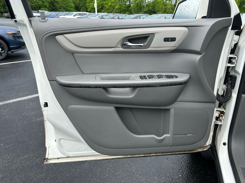2014 Chevrolet Traverse LTZ 18