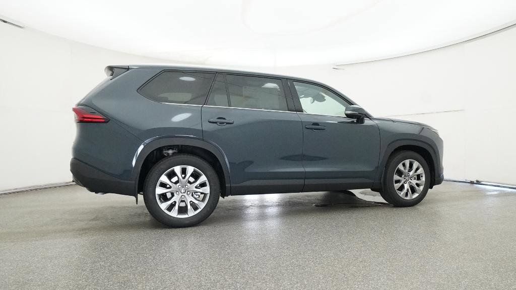 Thumbnail: 2025 Toyota Grand Highlander - 4