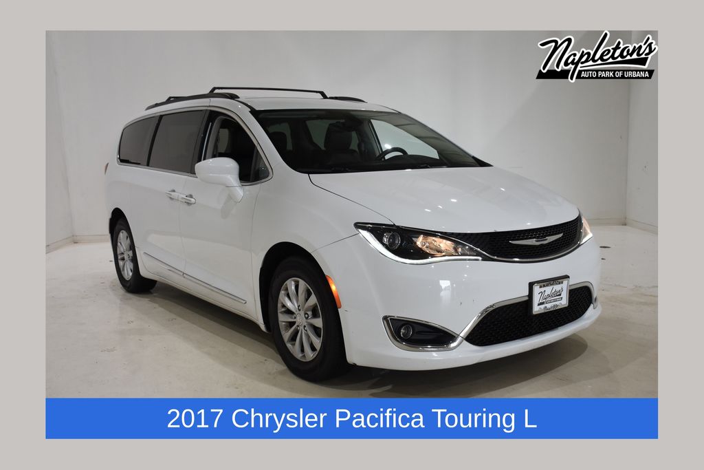 2017 Chrysler Pacifica Touring L FWD