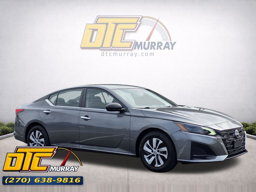 Gray (Gun Metallic) 2024 Nissan Altima Sedan Front-Wheel Drive Continuously Variable Transmission