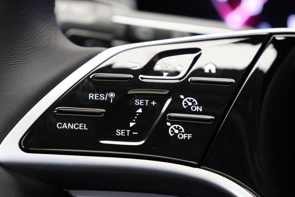 Thumbnail: 2026 Mercedes-Benz GLE - 21