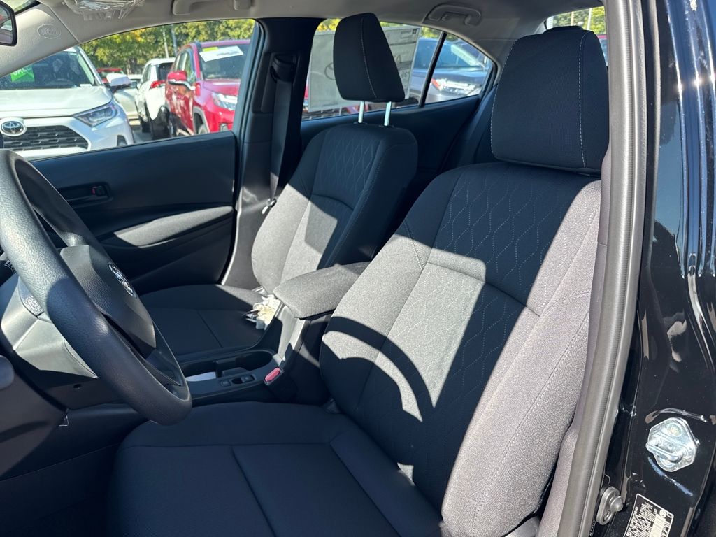 2026 Toyota Corolla LE photo 17