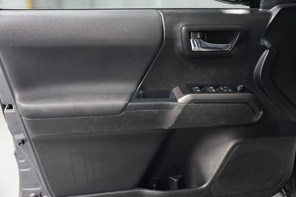 2022 Toyota Tacoma TRD Sport 30