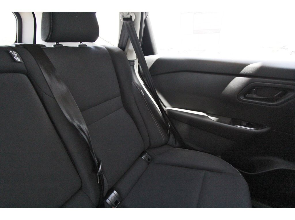 2026 Nissan Rogue S - 9